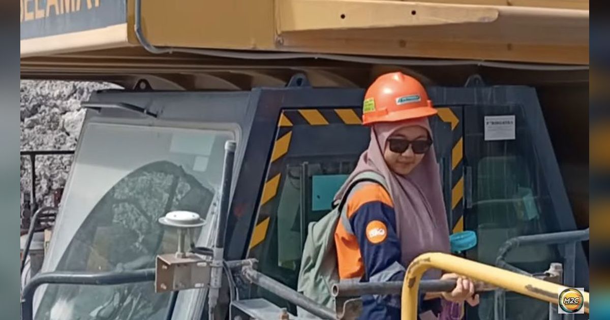 Menengok Aksi Srikandi Sopir Truk Tambang, Tetap Tampil Cantik Meski Kerjanya Sangar