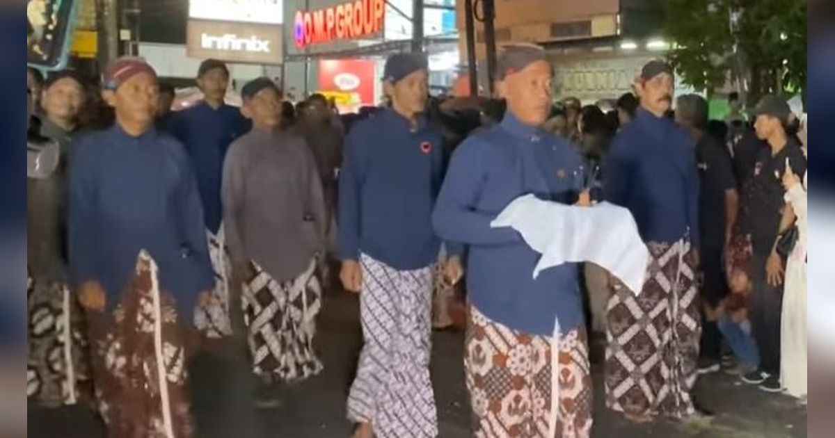 Mengenal Upacara Adat Suran Mbah Demang, Bentuk Pelestarian Nilai-Nilai Leluhur Masa Lalu