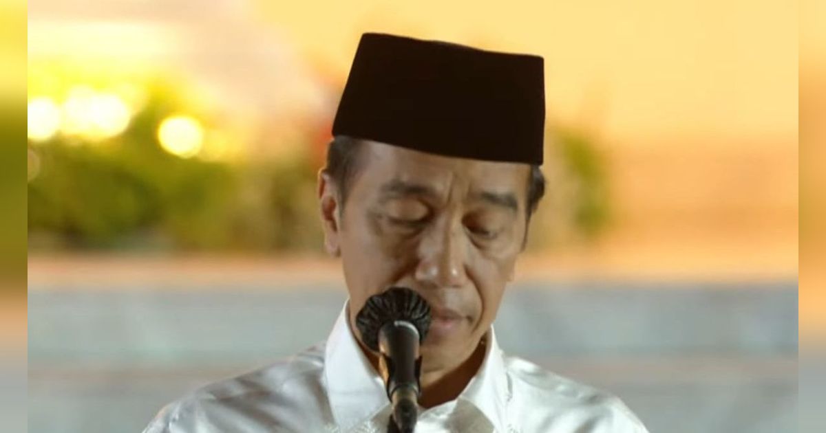 VIDEO: Detik-Detik Jokowi Nangis saat Zikir, Teteskan Air Mata di Bawah Sang Garuda