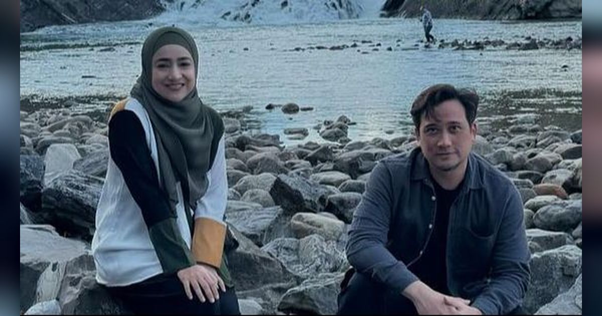 Begini Reaksi Putri Tengku Firmansyah dan Cindy Fatikasari Lihat Kedua Orangtuanya Kerja Jadi Tukang Las dan Part Time di Kanada