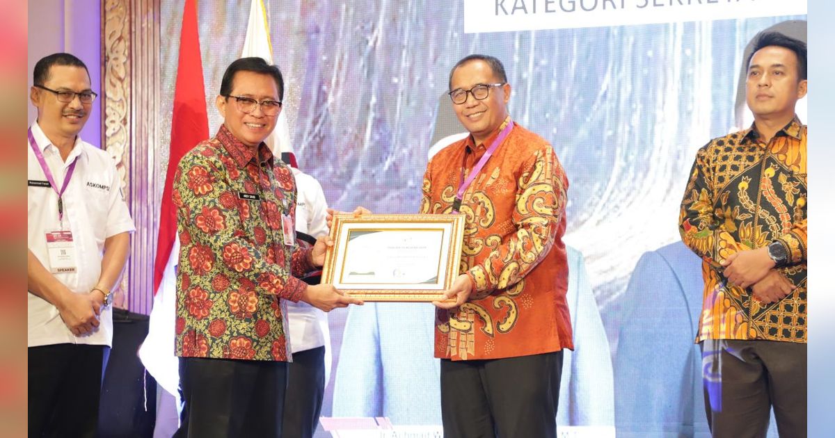 Raih ADLG Award 2024, Sekda Achmad Washil Yakin Tata Kelola SDM di Kabupaten Gresik Bakal Membaik