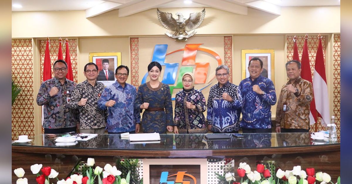 OJK-BPS Gelar Survei Literasi dan Inklusi Keuangan Indonesia 2024, Pegawai Tertinggi