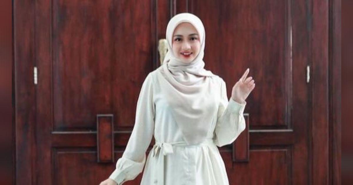 Sudah Memiliki Anak Dua, 8 Foto Ega Noviantika Yang Masih Cantik dan Awet Muda Bak ABG