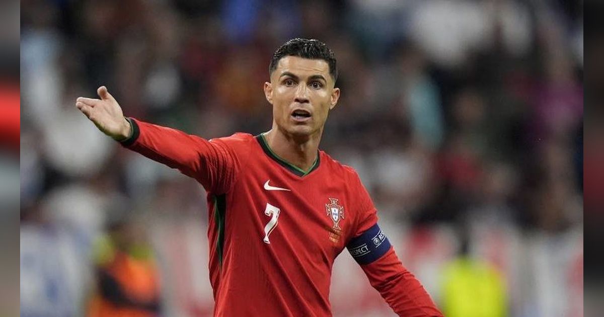 Cristiano Ronaldo Buat Kanal YouTube, Langsung Cetak Rekor Dunia, 1 Juta Subscriber dalam 90 Menit