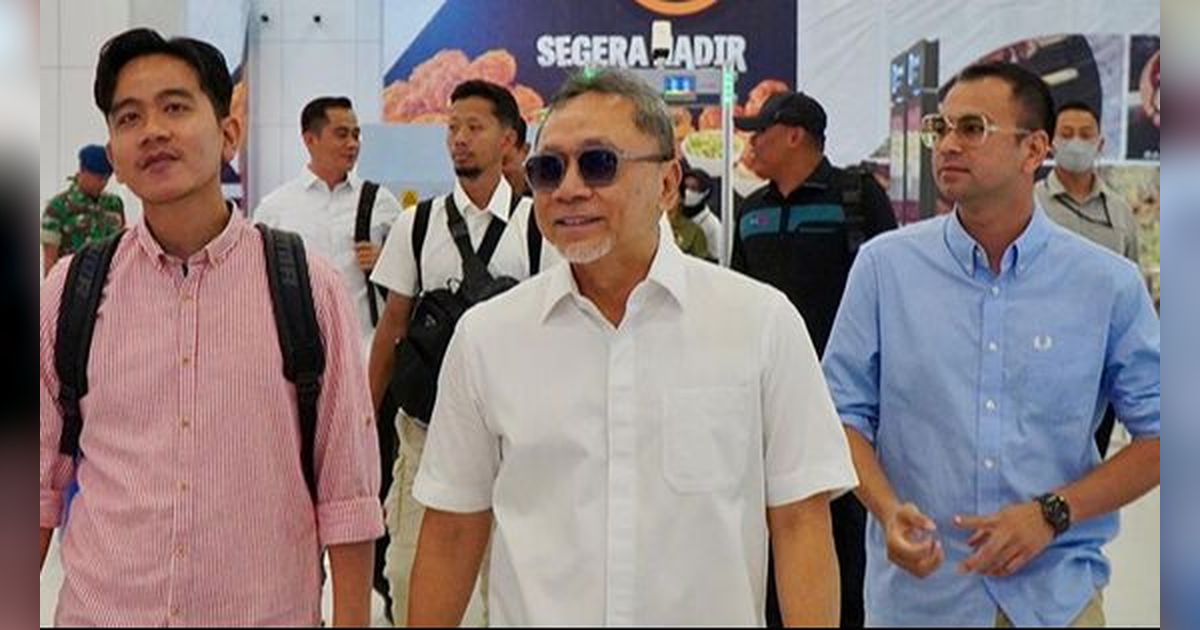 Potret Raffi Ahmad Dampingi Gibran Blusukan di Bandung Kala Gedung DPR Dikepung Aksi Demo