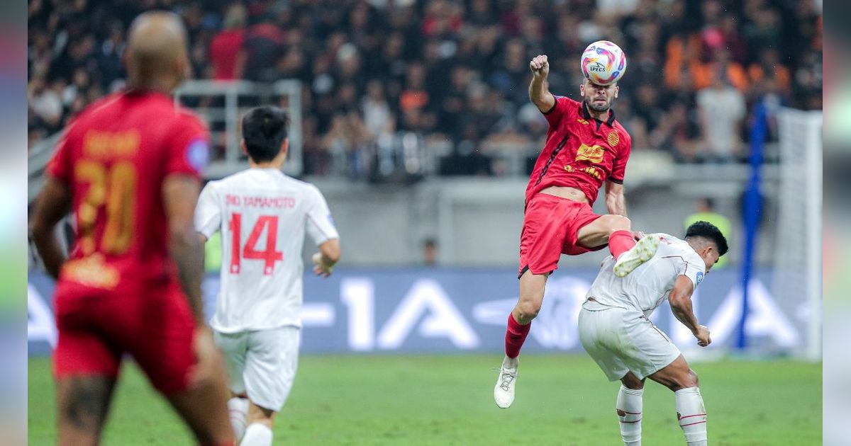 FOTO: Persija Tumbangkan Persis Solo 2-1, Laskar Samber Nyawa Dikoyak Sang Mantan