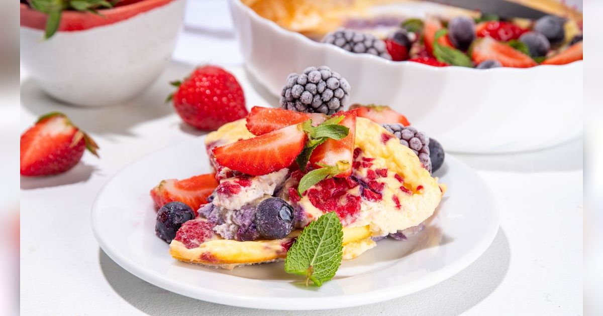 Cuma Butuh 4 Bahan untuk Bikin Yogurt Cake yang Creamy dan Fresh