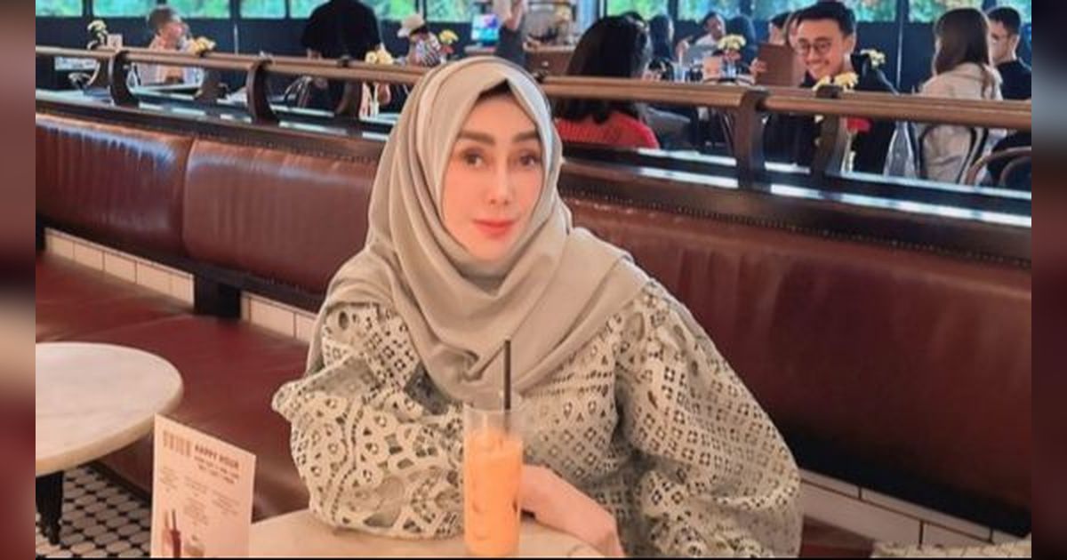 Deretan Potret Amy Qanita, Ibunda Raffi Ahmad: Dekat dengan Anak dan Menantu