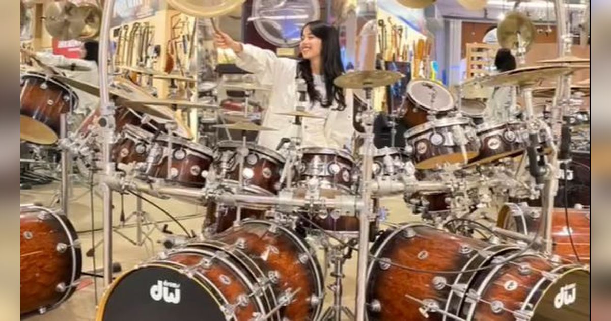 Melihat Drum Set Terbesar di Dunia yang Ukurannya Hampir Satu Rumah, Ada di Museum Musik Jatim Park 3