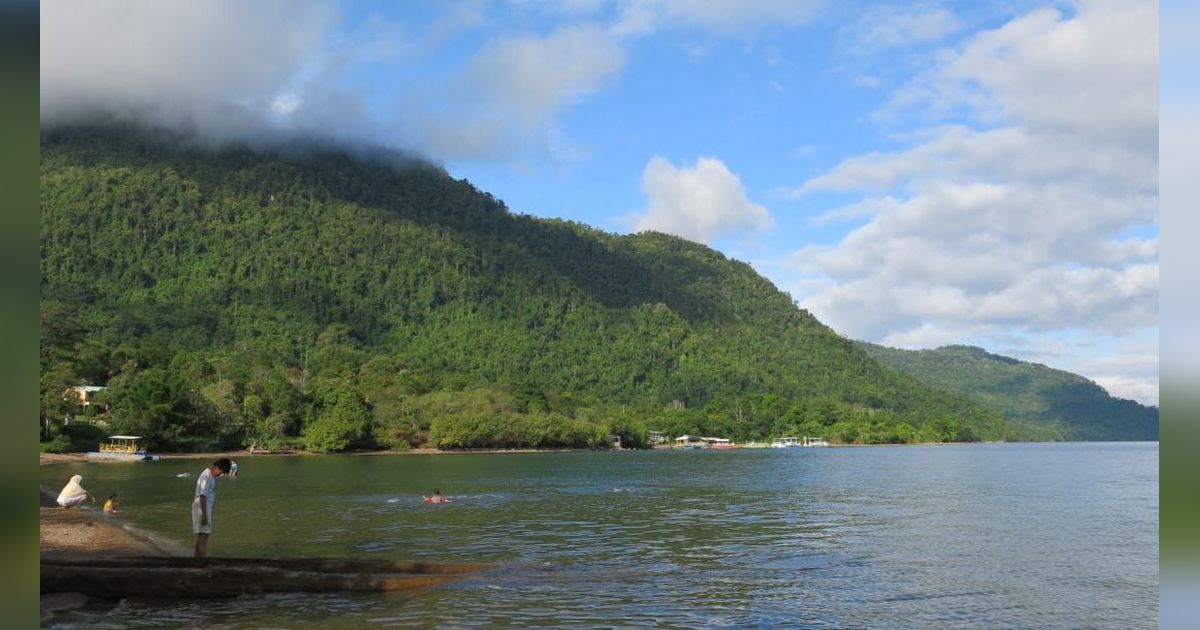 Eksotisme Danau Matano di Sulsel, Jadi yang Terdalam di Asia Tenggara dan Dihuni Hewan Purba