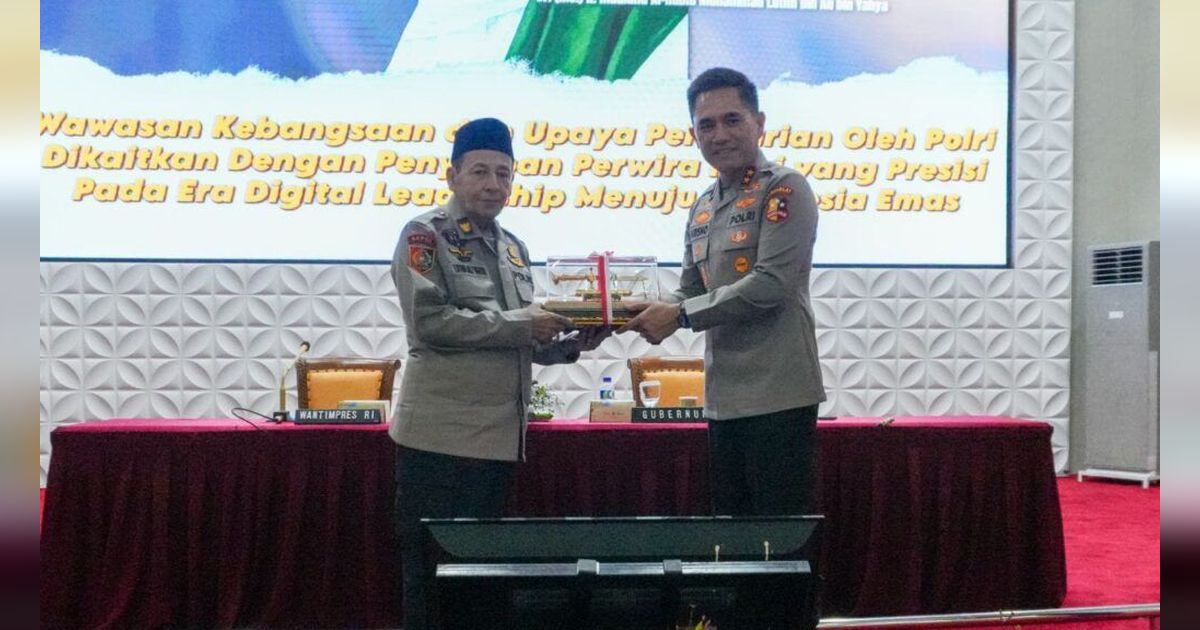 Kenakan Seragam Polri, Habib Luthfi bin Yahya Beri Pesan Mendalam Untuk Para Taruna