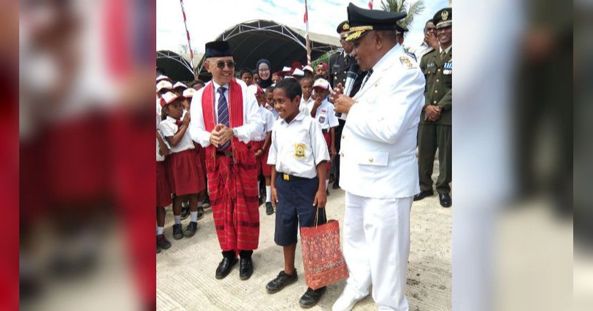 Selain Joni, Ini Sosok-Sosok Pemberani Panjat Tiang Demi Merah Putih Bisa Berkibar