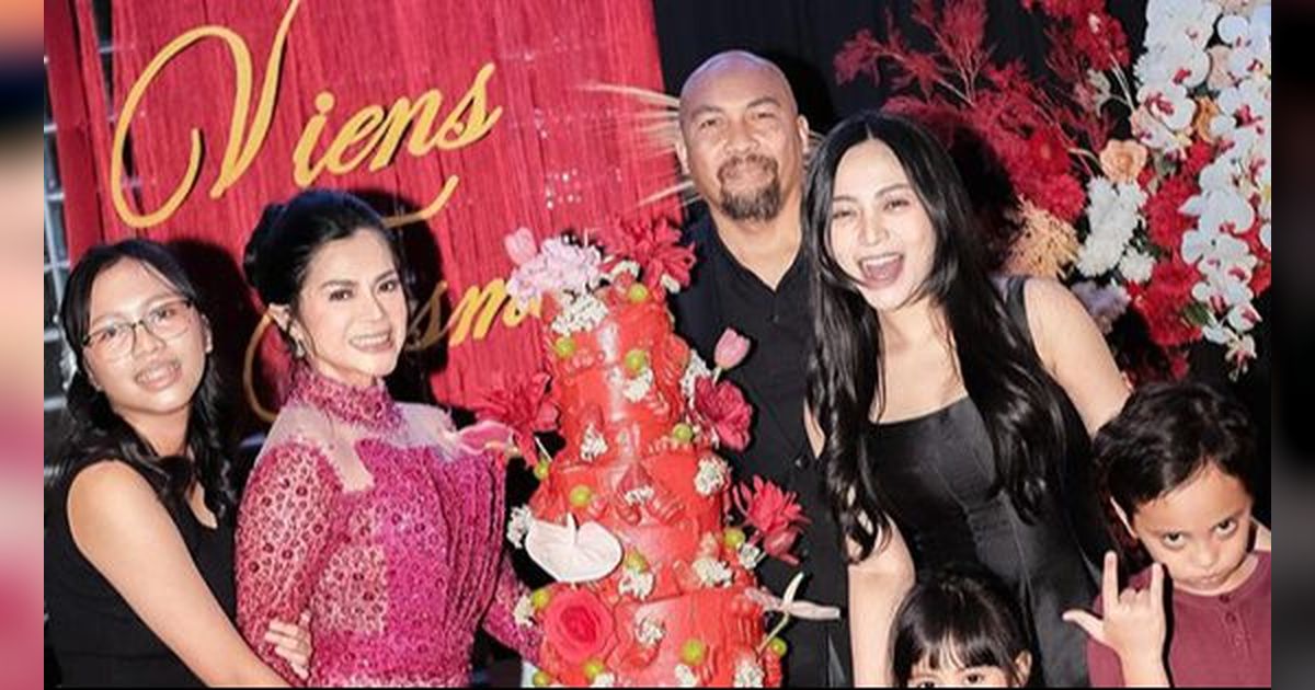 Potret Ulang Tahun Vien Tasman, Mama Rachel Vennya yang kini Berusia 49 Tahun