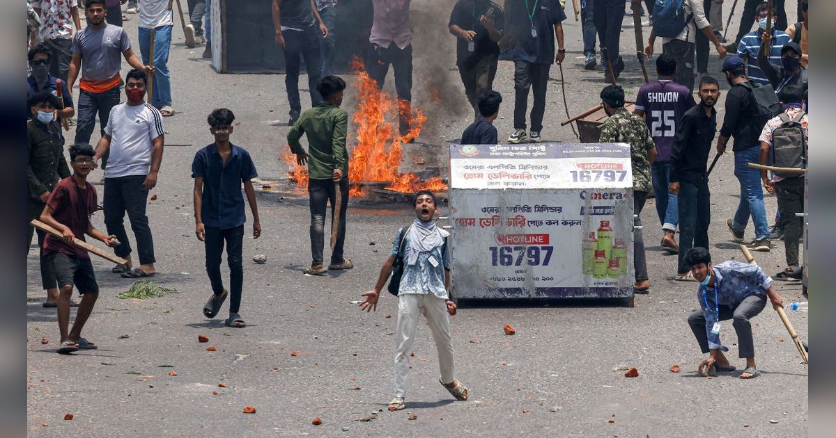 Sejarah Berulang, Demo Mahasiswa Kembali Bikin Rezim Korup Tumbang