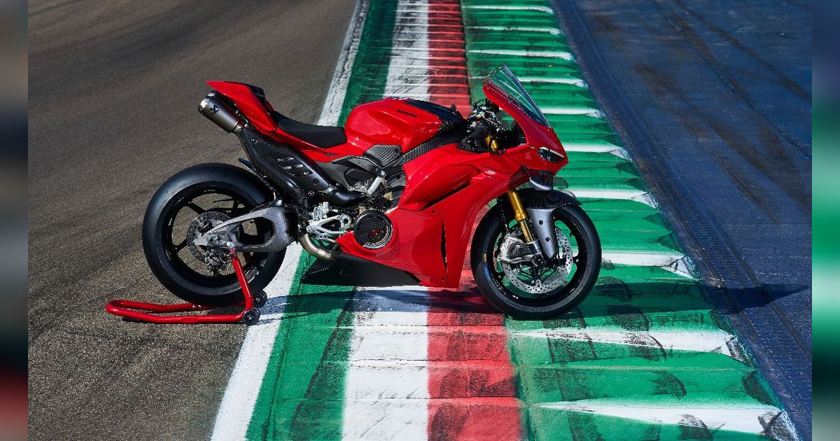 Mengungkap Keunggulan Ducati Panigale V4 2025 Standar dan V4S