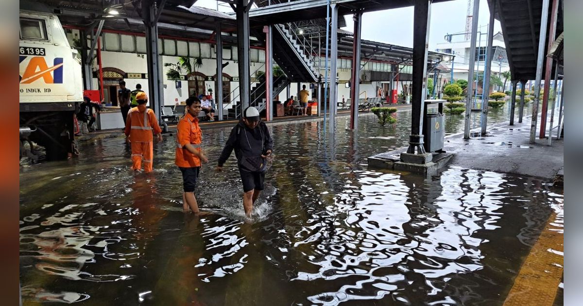 Cara Pemkot Semarang Cegah Banjir di Musim Hujan, Buat 5.000 Titik Biopori di Seluruh Kota