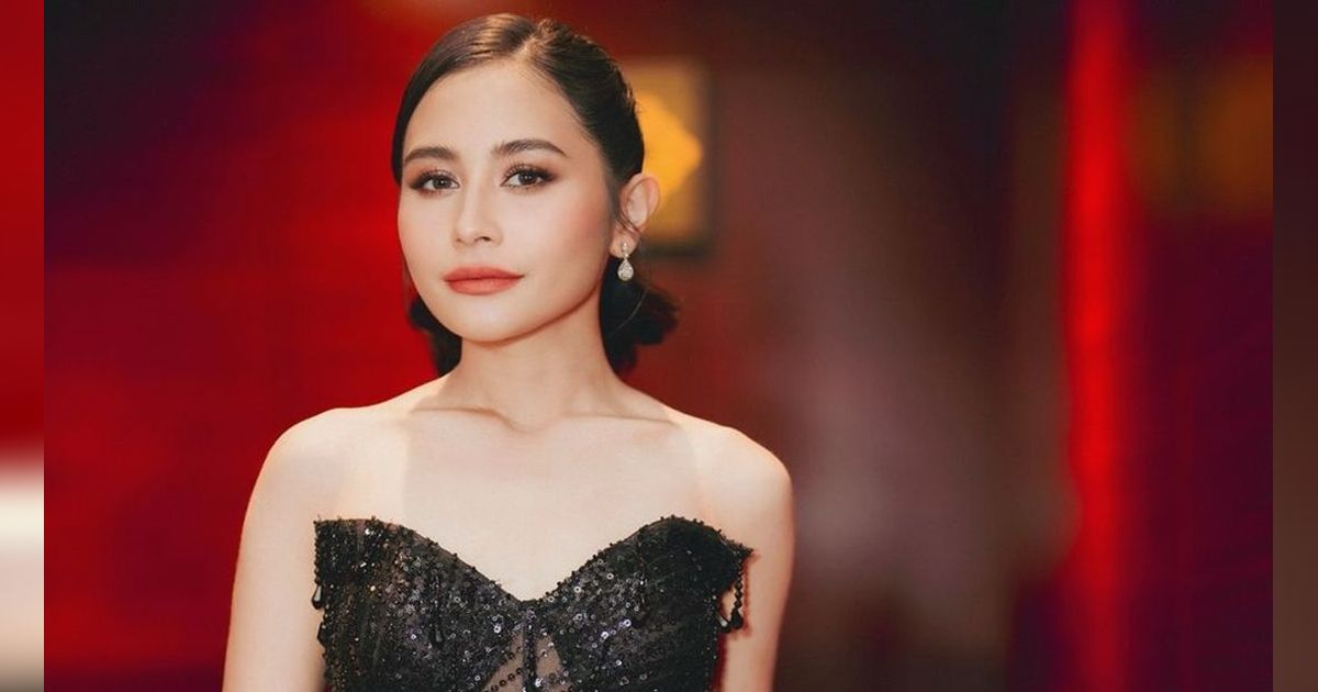 8 Potret Terbaru Prilly Latuconsina Makin Kurus Susut 11 Kg, Harus Beli Celana Ukuran Anak SD