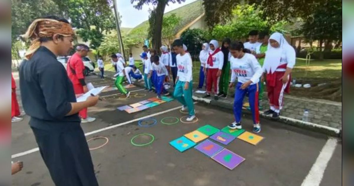 Surganya Permainan Tradisional Indonesia di Komunitas Hong Bandung