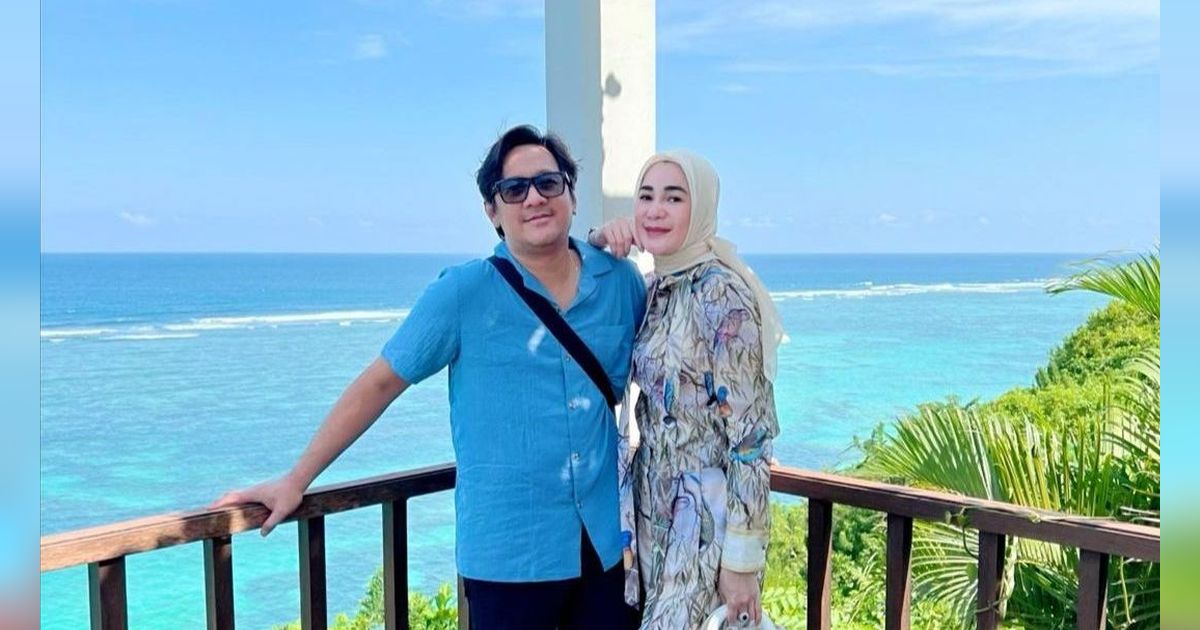 Gugat Cerai Istri, Potret Kemesraan Andre Taulany & Rein Wartia Trigina yang Sudah 18 Tahun Menikah