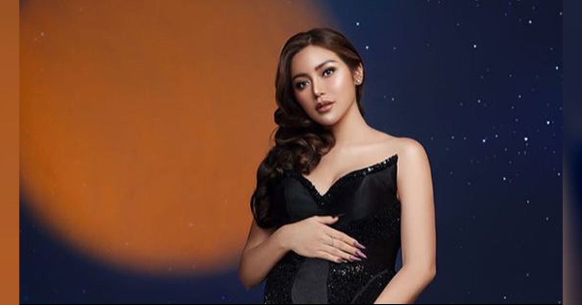 Potret Maternity Shoot Kehamilan Ketiga Jessica Iskandar Lewat Program Bayi Tabung