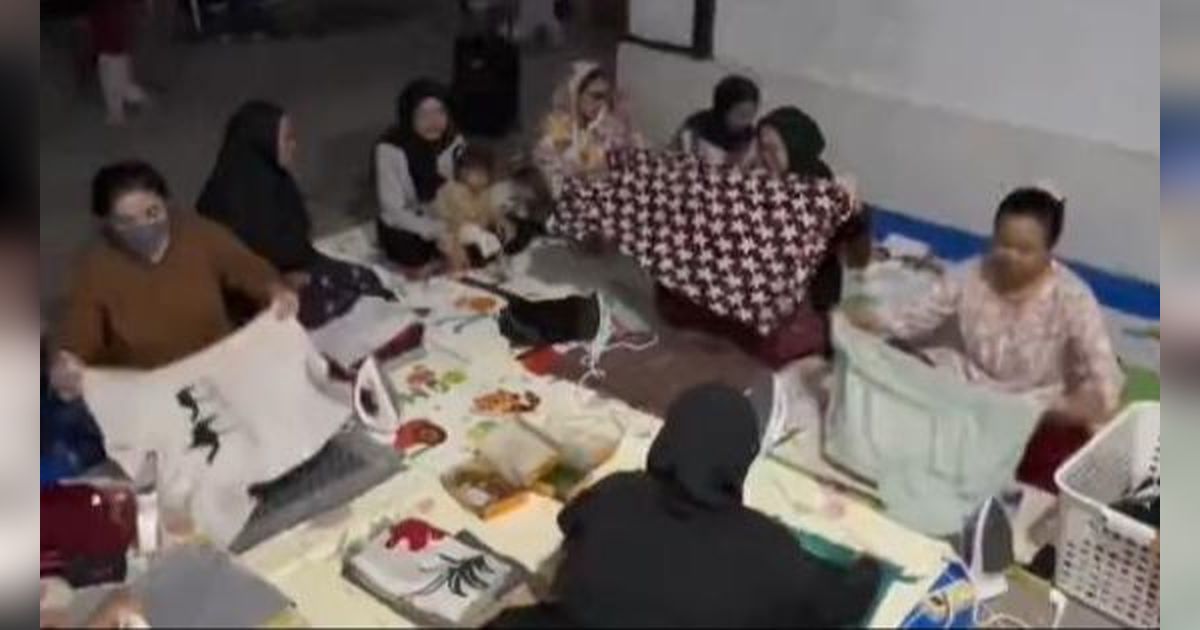 Heboh Emak-emak Sekompleks Gelar Acara Setrika Massal Bareng Tetangga, Netizen Malah Sibuk Pikirkan Tagihan Listriknya