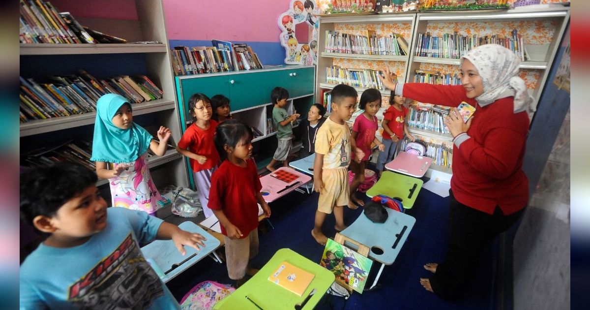 FOTO: Ini Keseruan Belajar di RPTRA Malinjo, Anak-Anak Mendapatkan Pendidikan Bahasa Inggris dan Berhitung Gratis