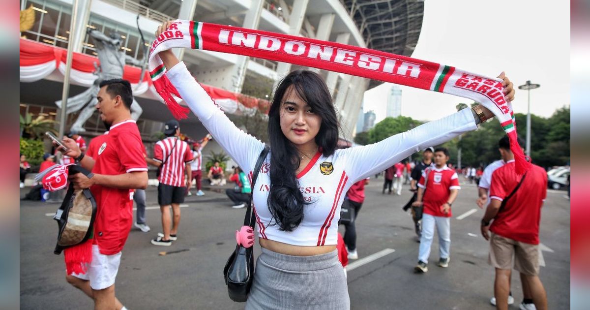 FOTO: Situasi Stadion GBK Jelang Timnas Indonesia vs Australia, Diwarnai Kehadiran Suporter Cantik