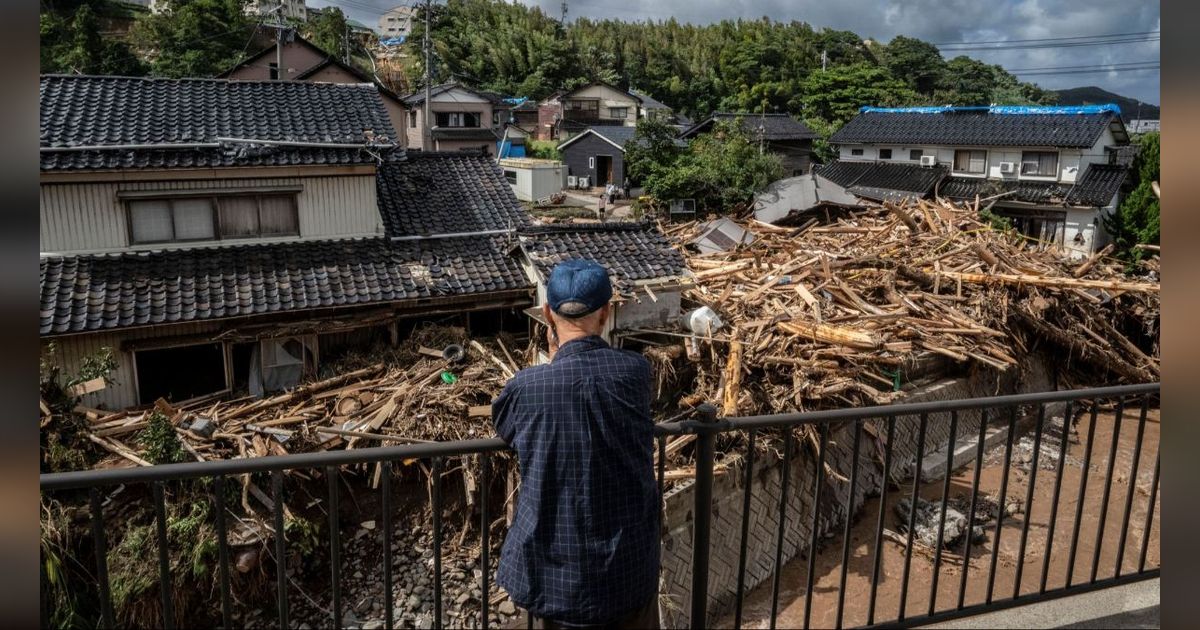 FOTO: Banjir dan Tanah Longsor Luluh Lantakan Jepang Tewaskan 6 Orang