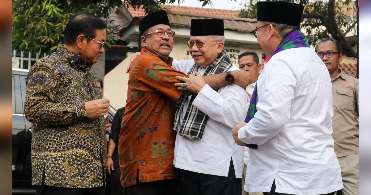 FOTO: Momen Pramono - Rano Disambut dengan Pelukan Fauzi Bowo Saat Kunjungi Museum MH Thamrin