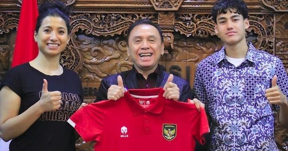 Bukan Perempuan Sembarangan, 8 Potret Ibu Striker Timnas Rafael Struick ...