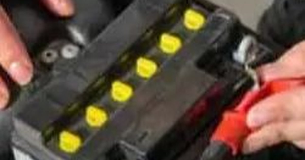 10 Penyebab Aki Motor Cepat Habis dan Cara Mengatasinya - Motor Otosia.com