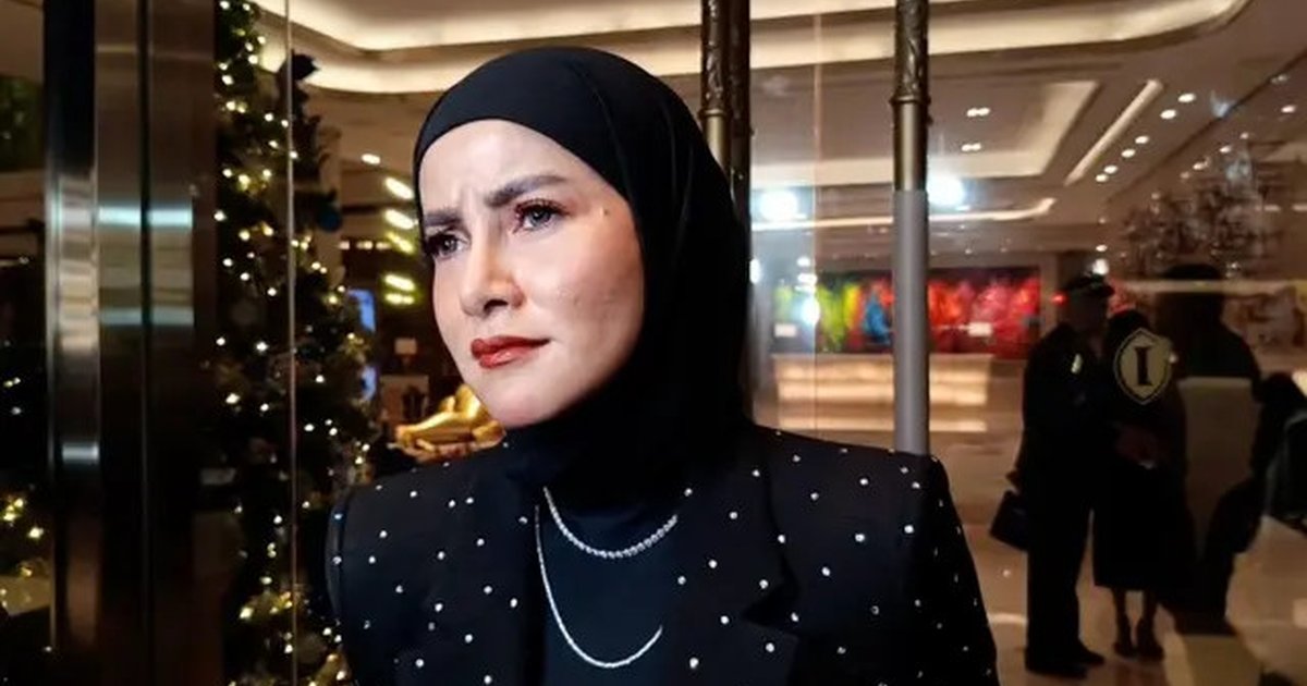Olla Ramlan Pilih Tampil Beda Tanpa Hijab di Pernikahan Luna Maya, Publik Ramai Membahas