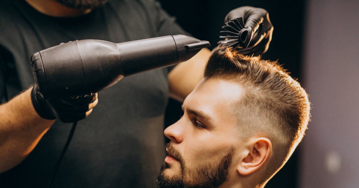 5 Gaya Rambut Taper Fade Rambut Pendek Pria untuk Style lebih Berani di 2025, Yuk Coba!