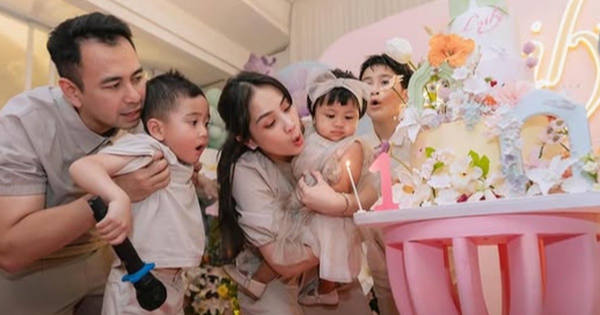Intip Harga Outfit Baby Lily Anak Nagita Slavina di Pesta Ultah Pertama, Bando Hingga Baju Semua Produk Dior