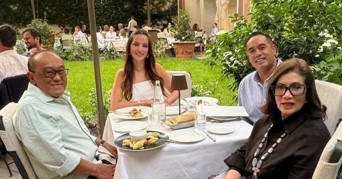 Ditaksir Bernilai Rp200 Miliar, Potret Rumah Mewah Nia Ramadhani di Beverly Hills - Dilengkapi Kolam Renang