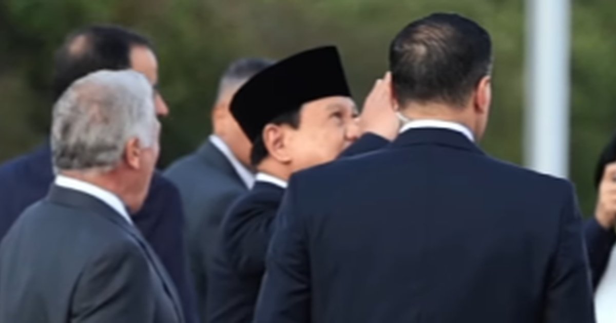 Dua Sobat Kental, Prabowo Hormat ke Pilot Jet Tempur Begini Reaksi Raja Yordania