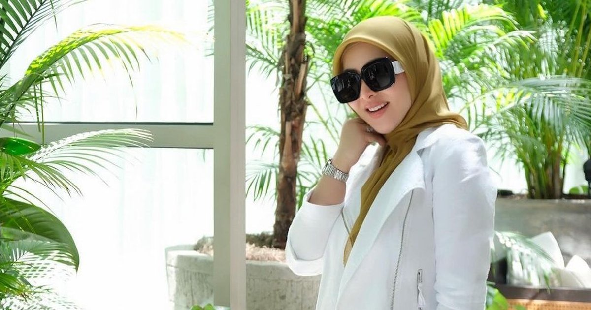 Intip Koleksi Perhiasan Syahrini Harganya Bikin Melongo, Cincin Berlian Super Besar Senilai Rp24 Miliar