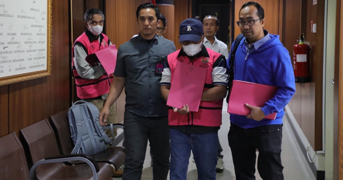 Memahami Putusan Lepas, Vonis Diberikan Tiga Hakim Tersangka Suap Kepada Korporasi Terdakwa Korupsi Ekspor CPO