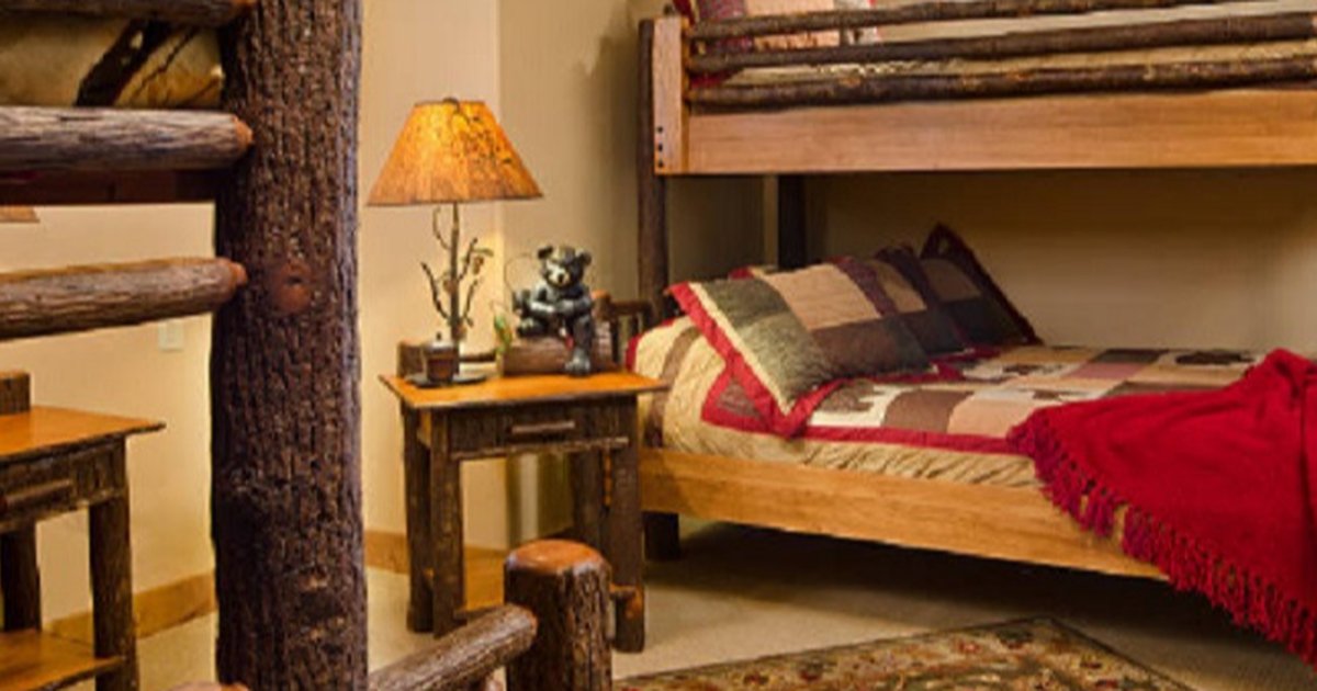 Tempat Tidur Tingkat Minimalis, Solusi Cerdas untuk Kamar Tidur Mungil