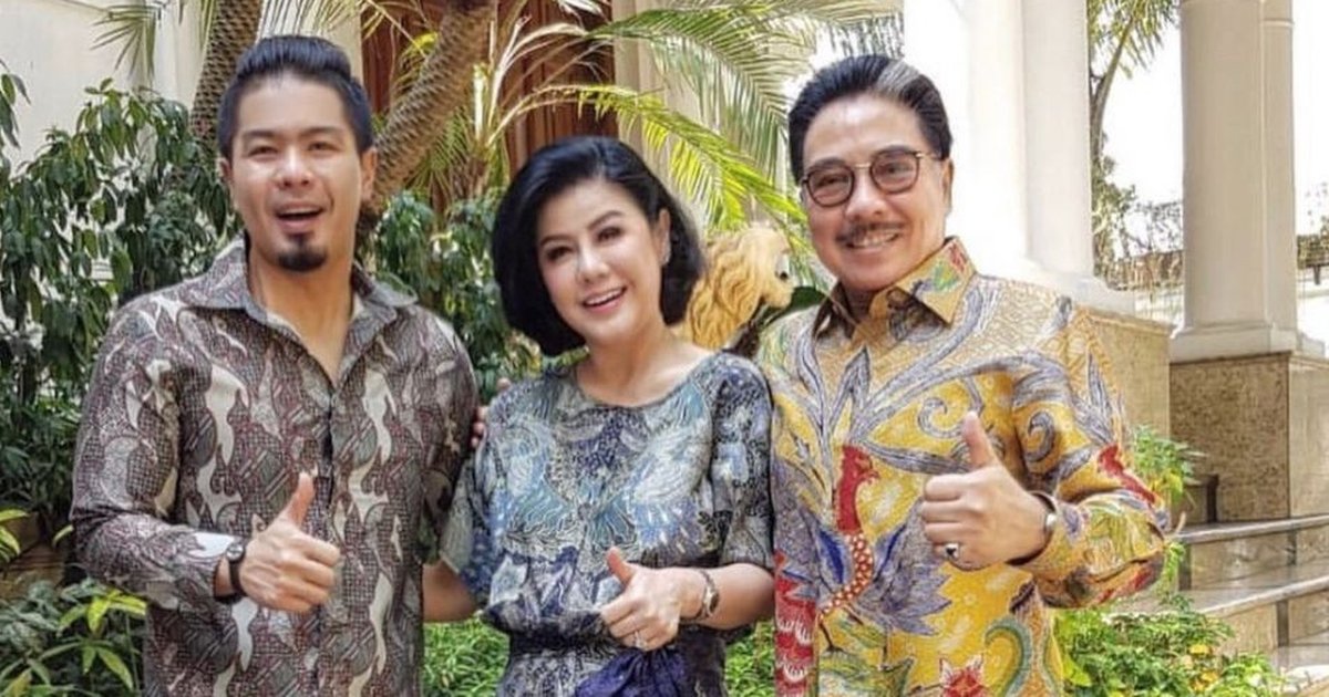 Potret Bahagia Keluarga Hotma Sitompul & Bams Eks Samsons yang Kini Tinggal Kenangan, Selalu Kompak dan Ceria