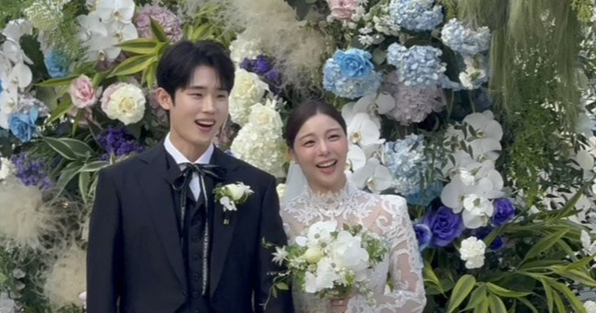 7 Potret Kemeriahan Pernikahan Ailee dan Choi Si Hun, Digelar Mewah di Gangnam hingga Dihadiri Artis Papan Atas