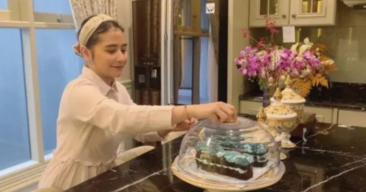 Lihat Dapur Prilly Latuconsina, Mewah dengan Desain Klasik Modern
