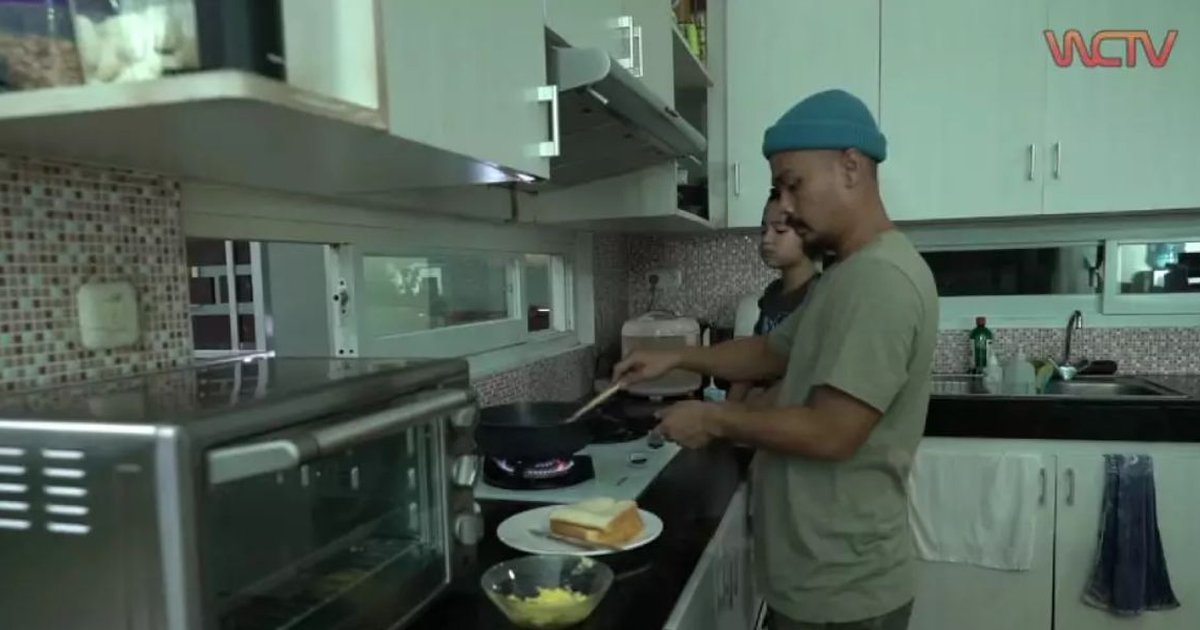 Potret Dapur di Rumah Wendi Cagur yang Modelnya Simpel dan Minimalis