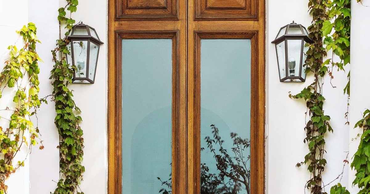 Desain Pintu Kupu Tarung Minimalis untuk Rumah Modern, ini Keunggulannya