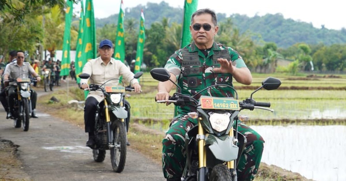 FOTO: Naik Motor Trail, Kasad dan Wamentan Resmikan Sarana Pengairan Ribuan Hektare Sawah di Sukabumi