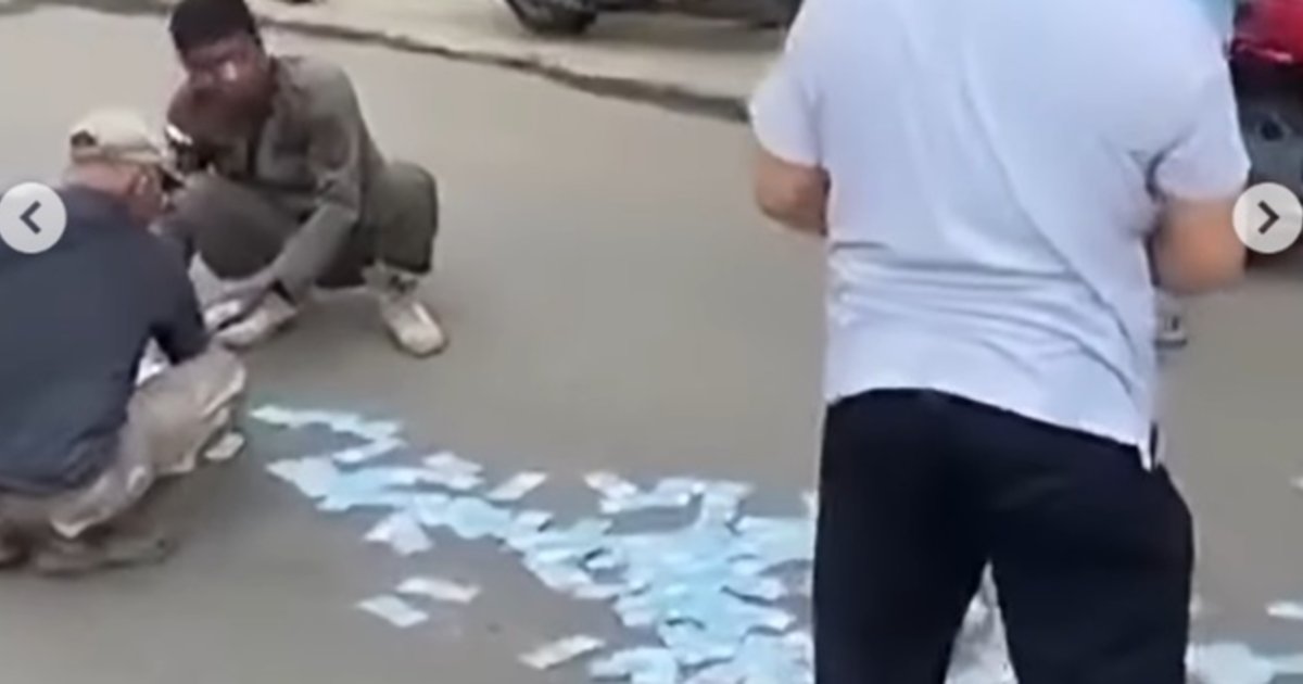 Warga Kalsel Patut Dicontoh, Viral Pungut Duit Rp25 Juta Tercecer di Jalan Tak Diambil Selembar Pun