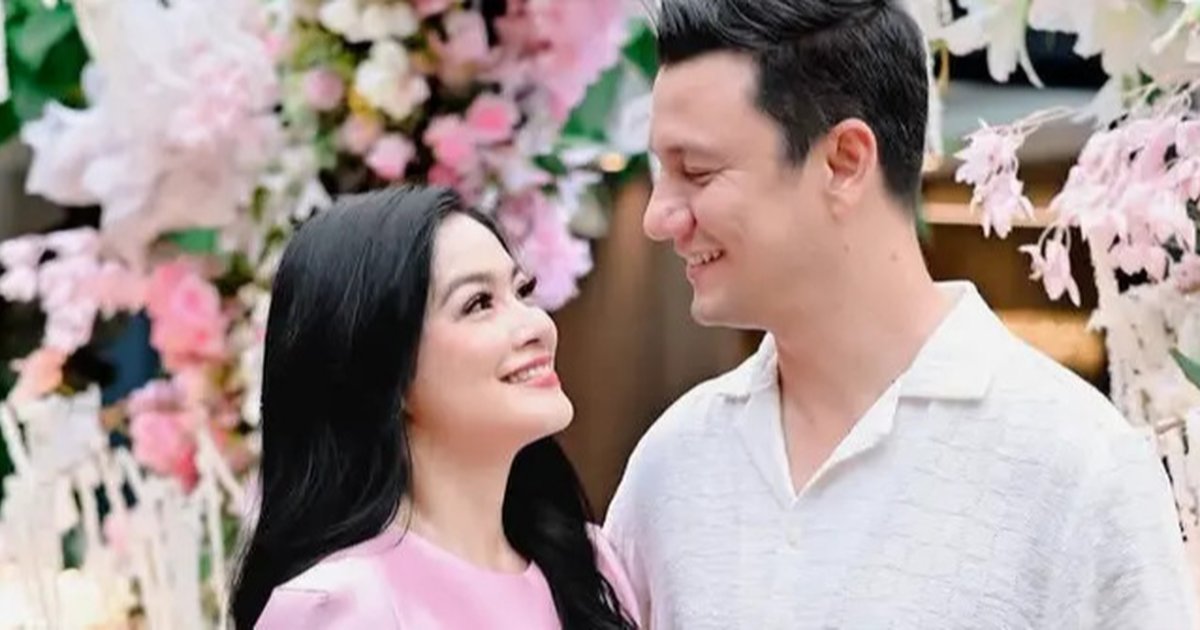 Potret Dapur Mewah Titi Kamal dan Christian Sugiono yang Memiliki Desain Elegan