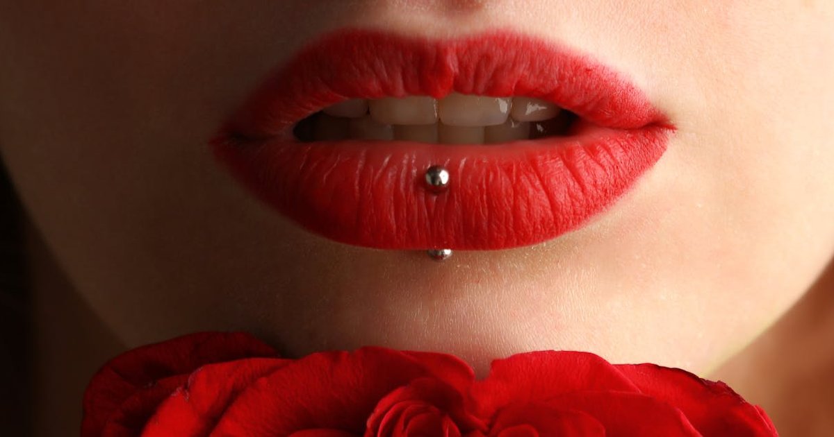 Mengenal Red Lipstick Theory, Tren Kecantikan Jutaan Wanita yang Bisa Meningkatkan Daya Tarik