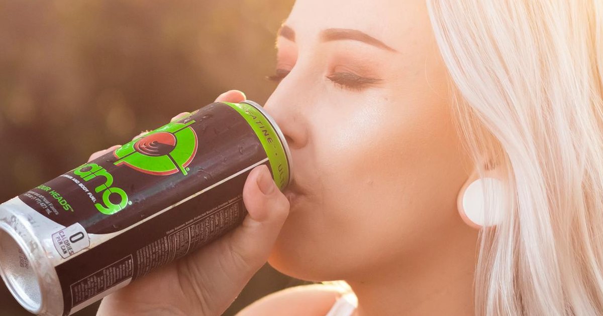 Risiko Kesehatan Mental Akibat Konsumsi Minuman Berenergi yang Perlu Diwaspadai