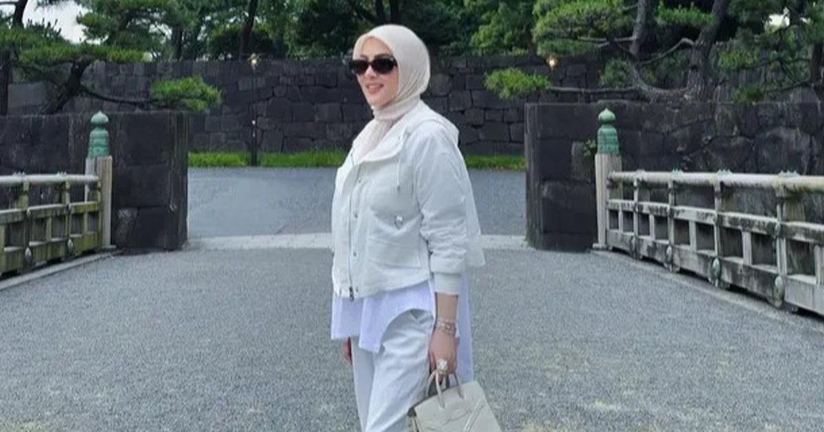 Liburan Mewah Syahrini dan Keluarga di Tokyo: Gaya Santai yang Tetap Berkelas dan Penuh Makna!